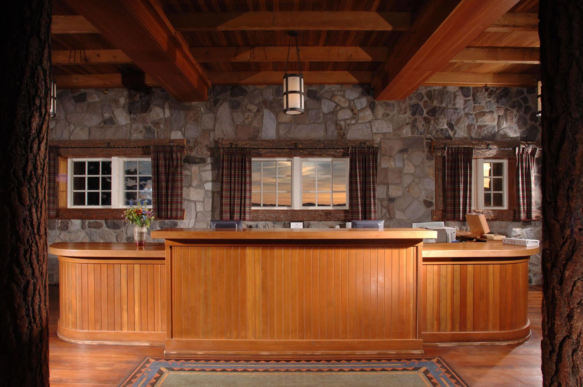 Crater Lake Lodge 체멀트 외부 사진